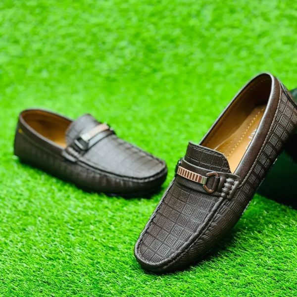 Brown casual shoes for men