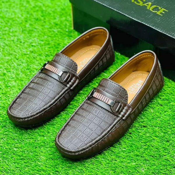 Brown casual shoes for men
