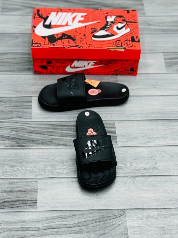 Nike Fashion Outdoor Non-Slip Summer Slippers - Image 3